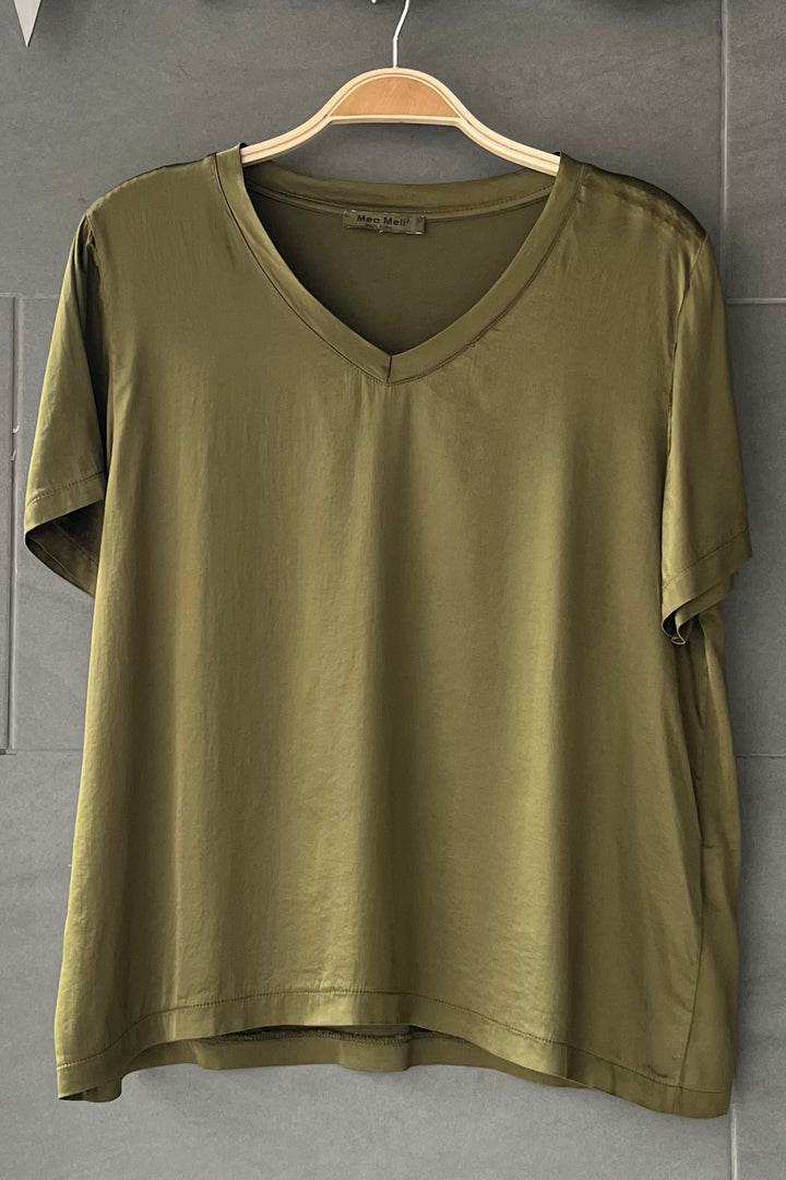 Meo Satin V Neck Tee (Army Green)