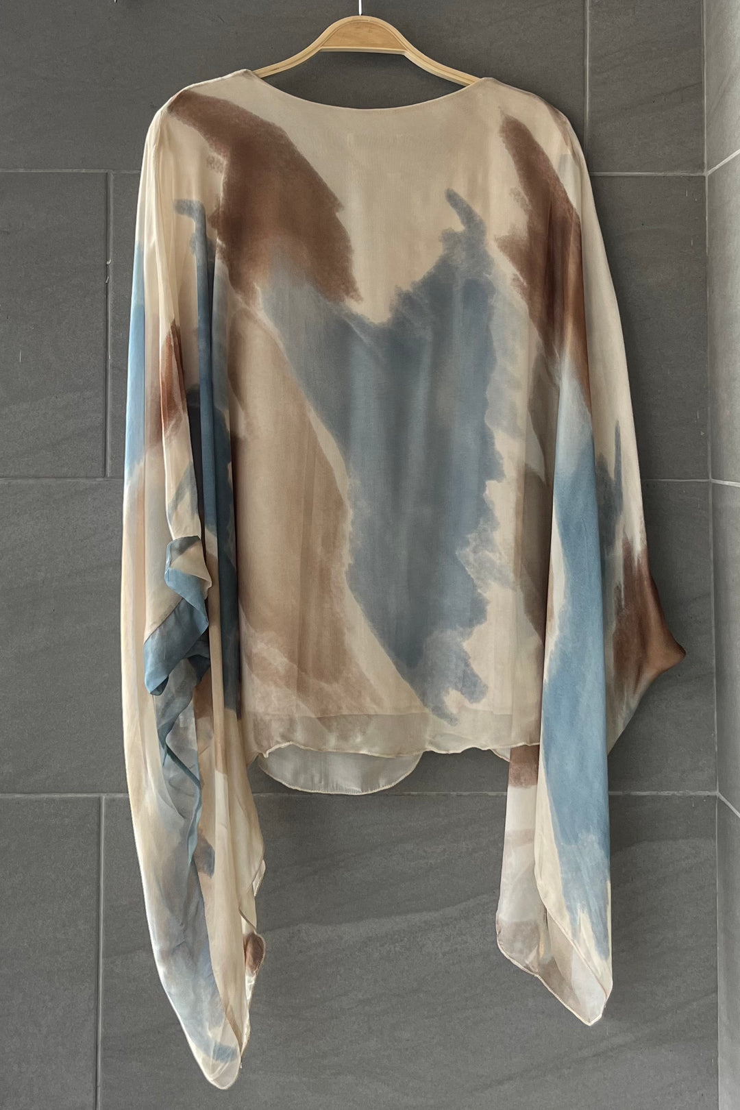 Meo Jackie Silk Blouse (Beige Tie Dye)