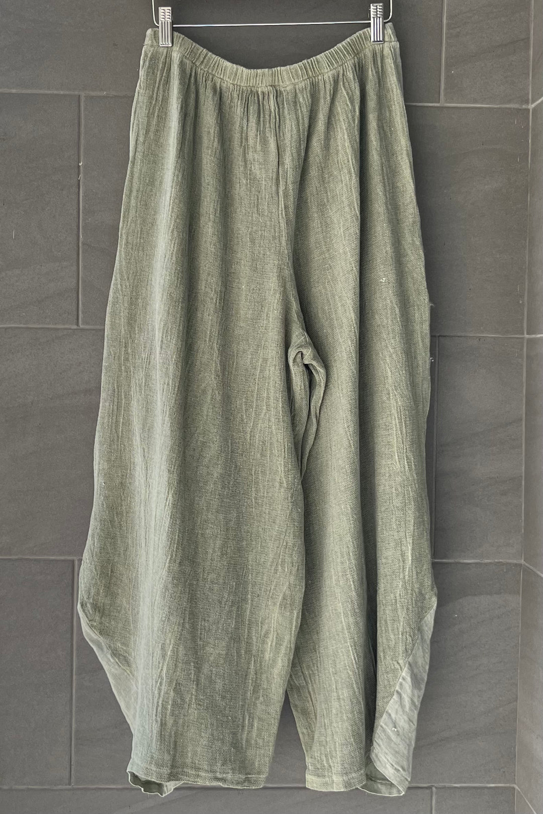 Meo Linen Barrel Pant (Olive)