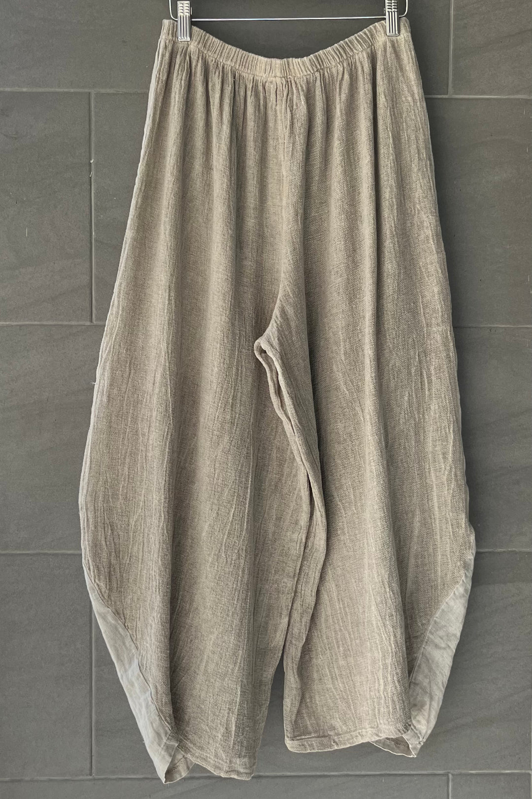Meo Linen Barrel Pant (Taupe)