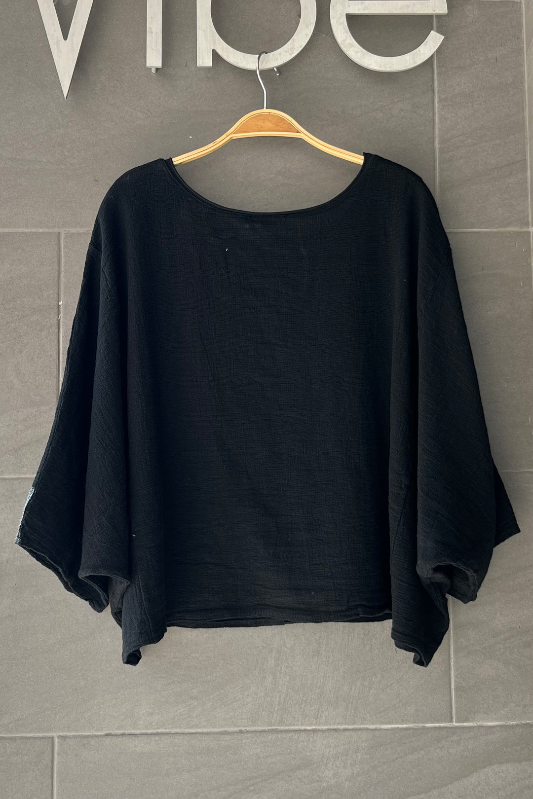 Meo Linen Boxy Dolman Tee (Black)