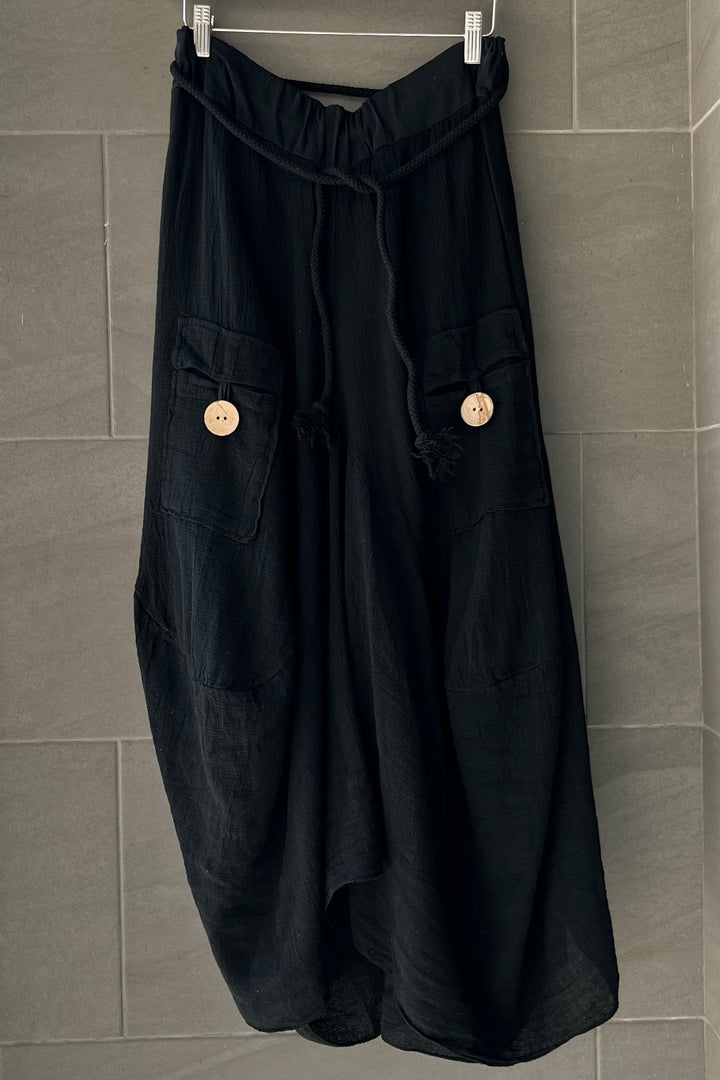 Meo Linen Cargo Skirt (Black)