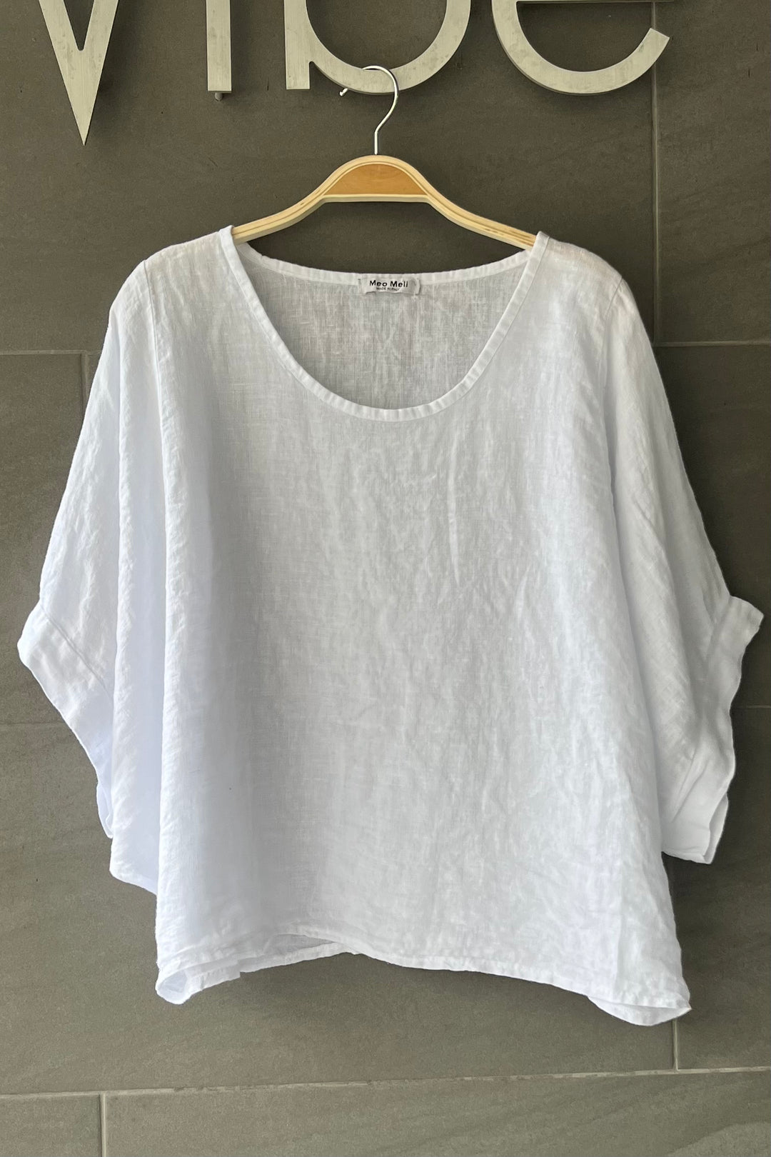 Meo Linen Breezy Tee (White)