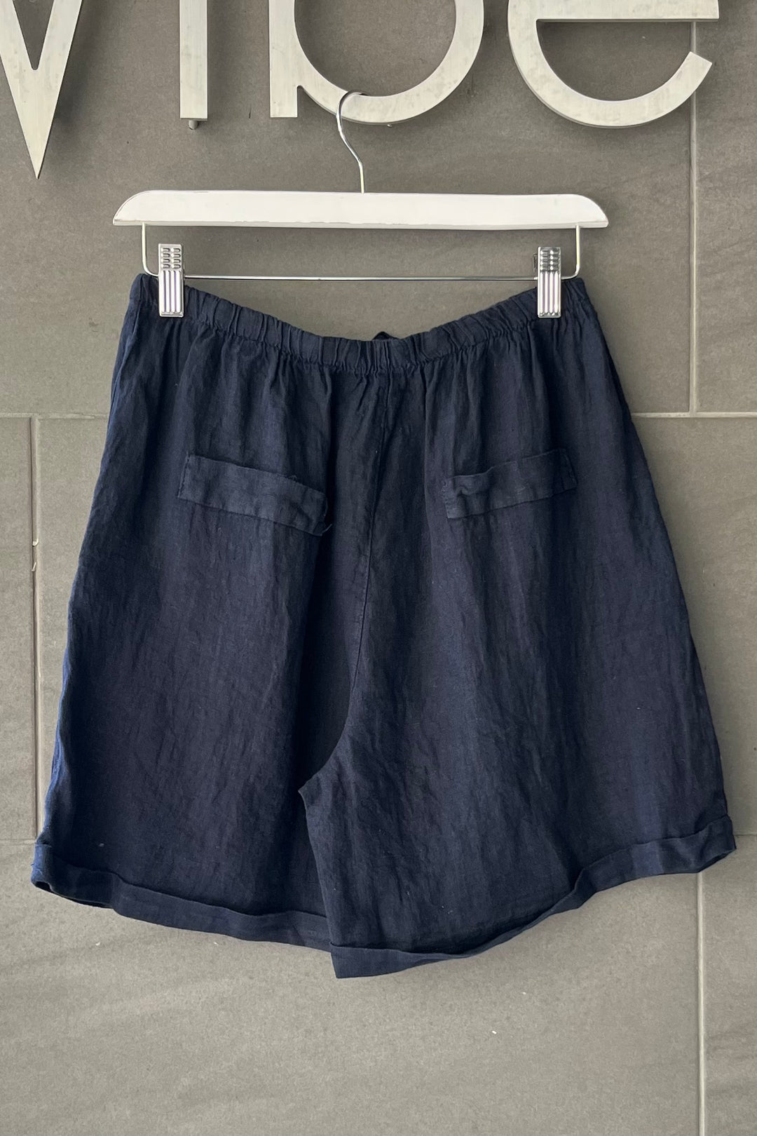Meo Linen High Rise Shorts (Navy)
