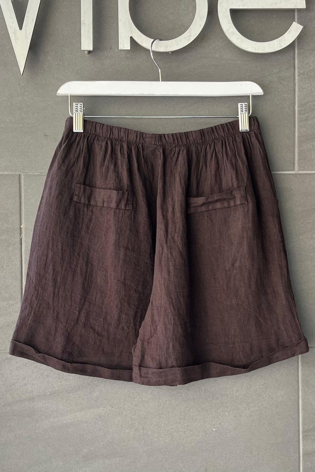 Meo Linen High Rise Shorts (Dark Brown)