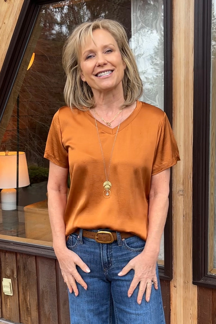 Meo Satin V Neck Tee (Rust)
