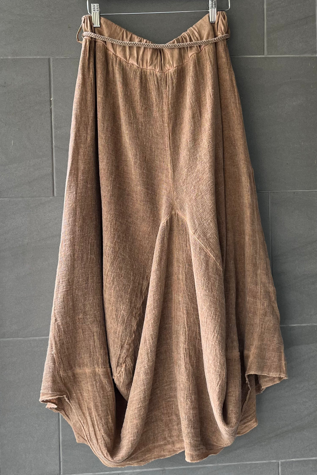 Meo Linen Cargo Skirt (Brown)