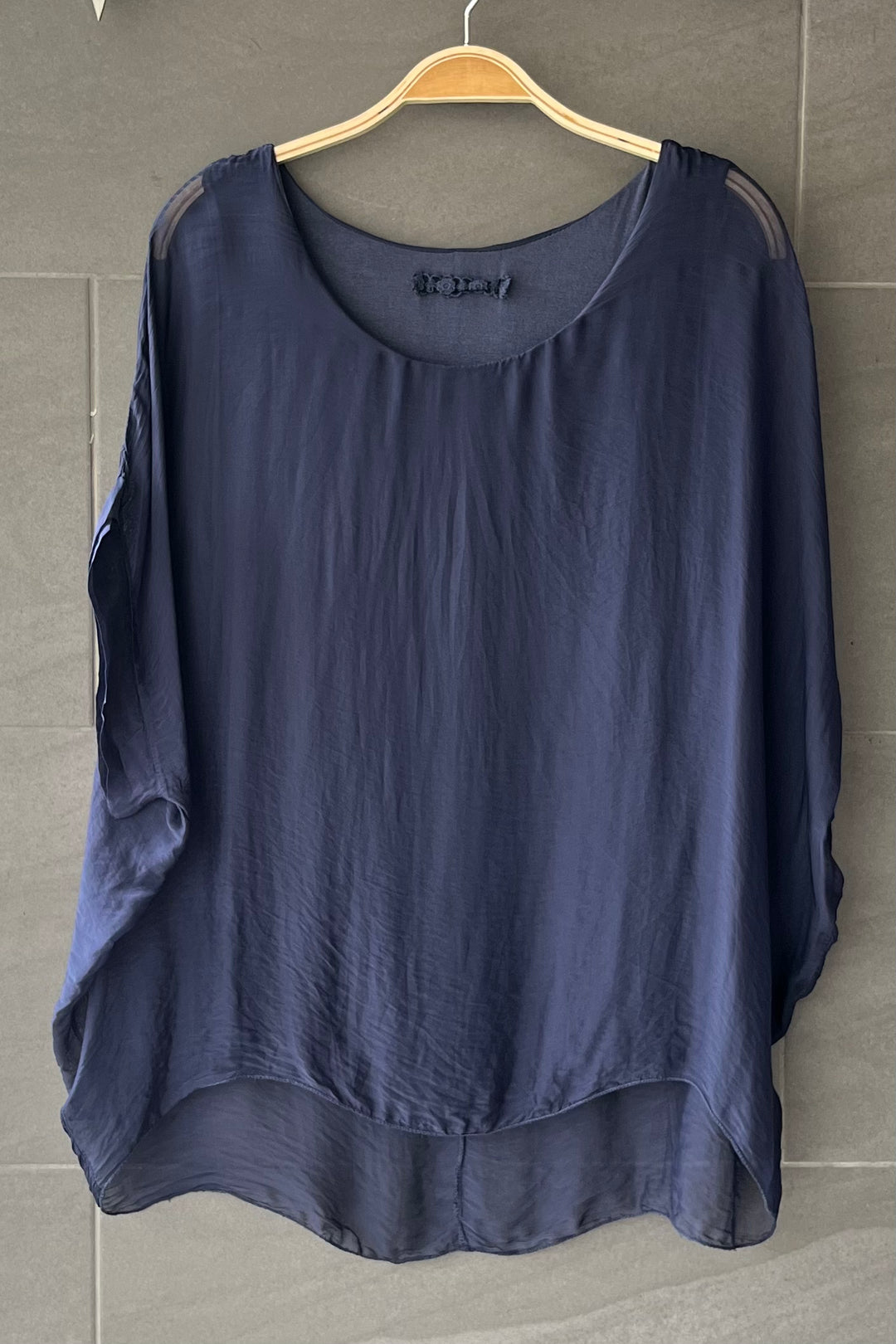 Natalie Silk Tee (Navy)