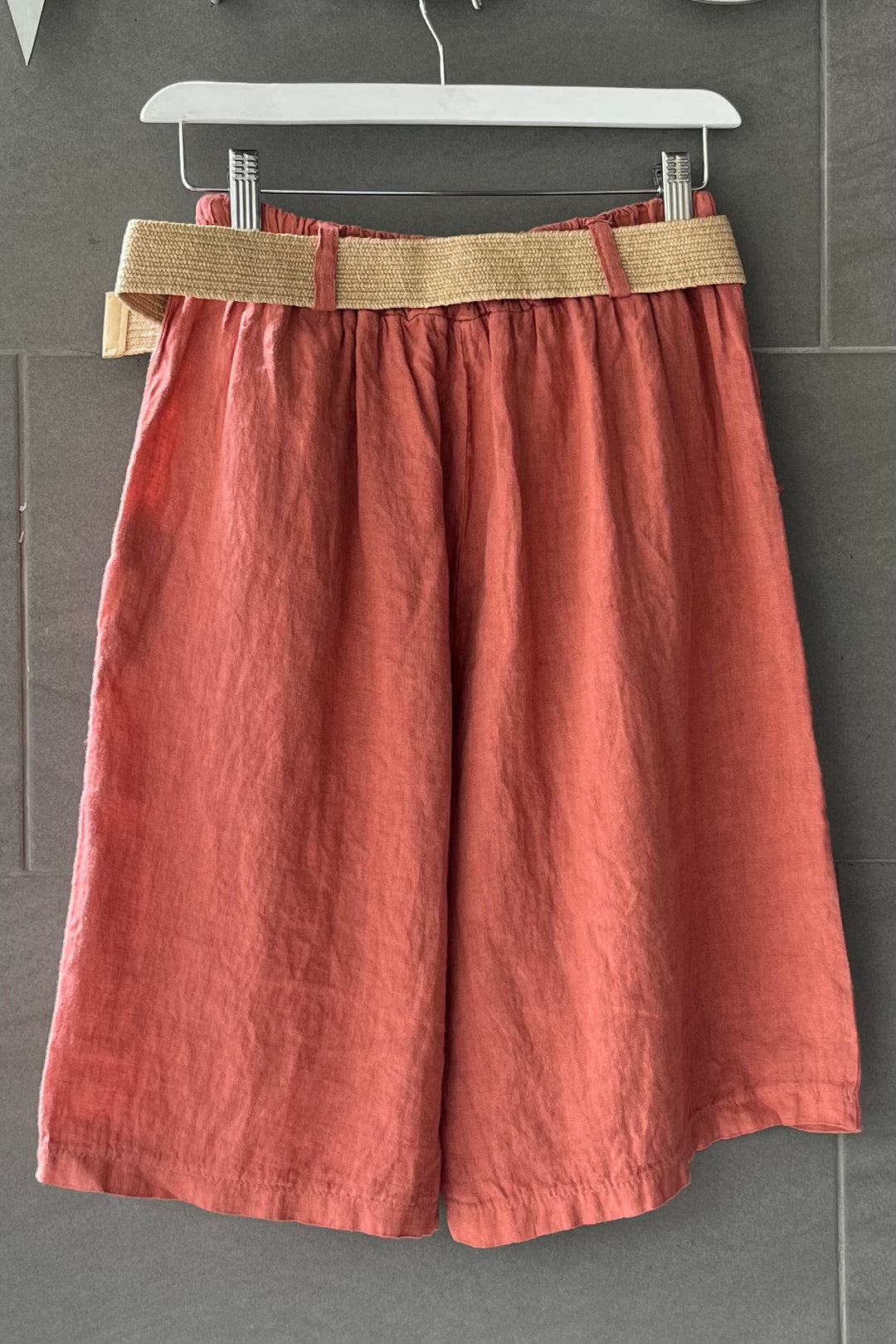 Meo Linen Belted Bermuda Shorts (Chili)