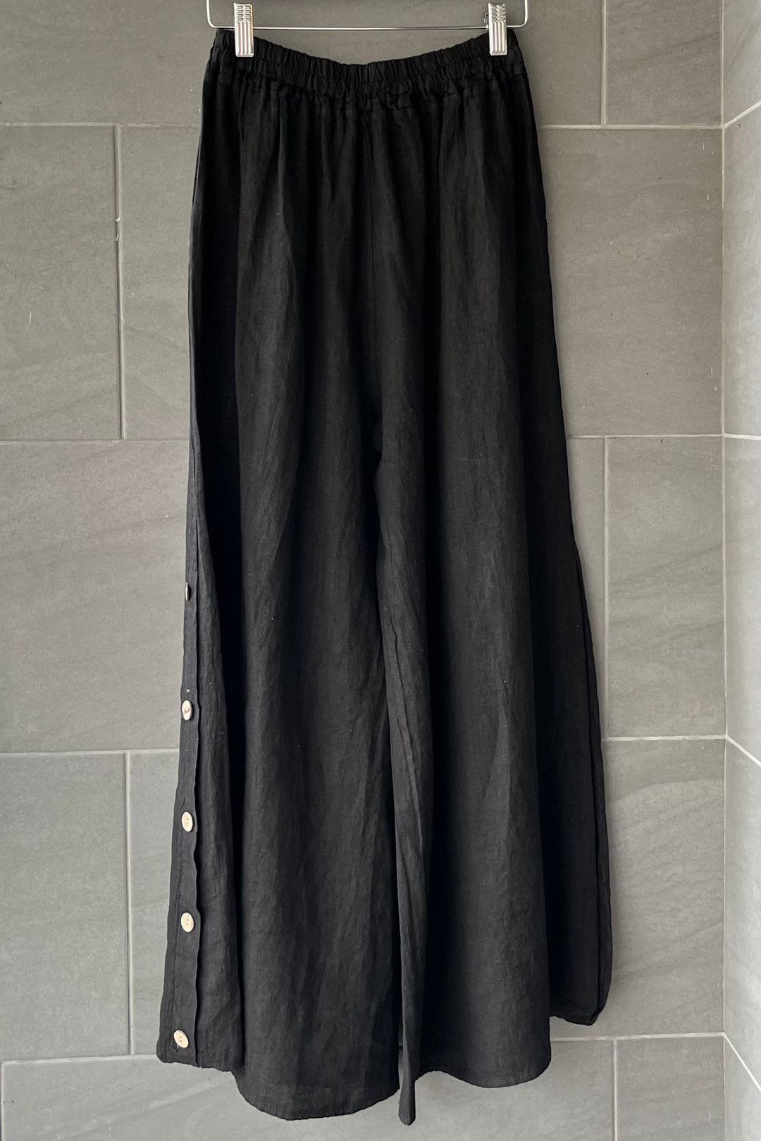 Meo Linen Coastal Button Pants (Black)