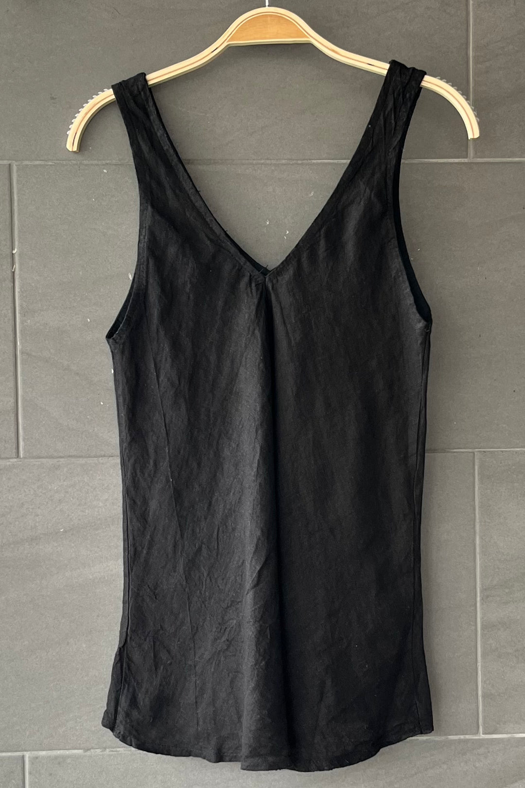 Meo Linen Double V Tank (Black)