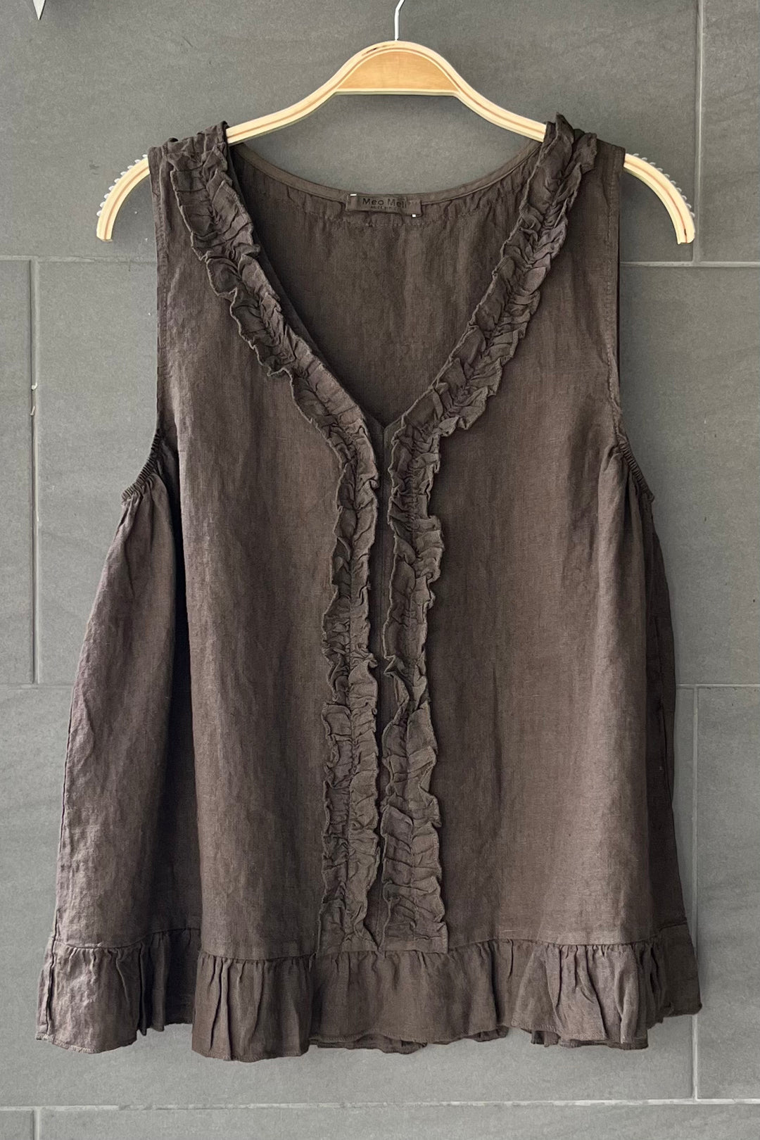 Meo Linen Ruffle Tank (Dark Brown)