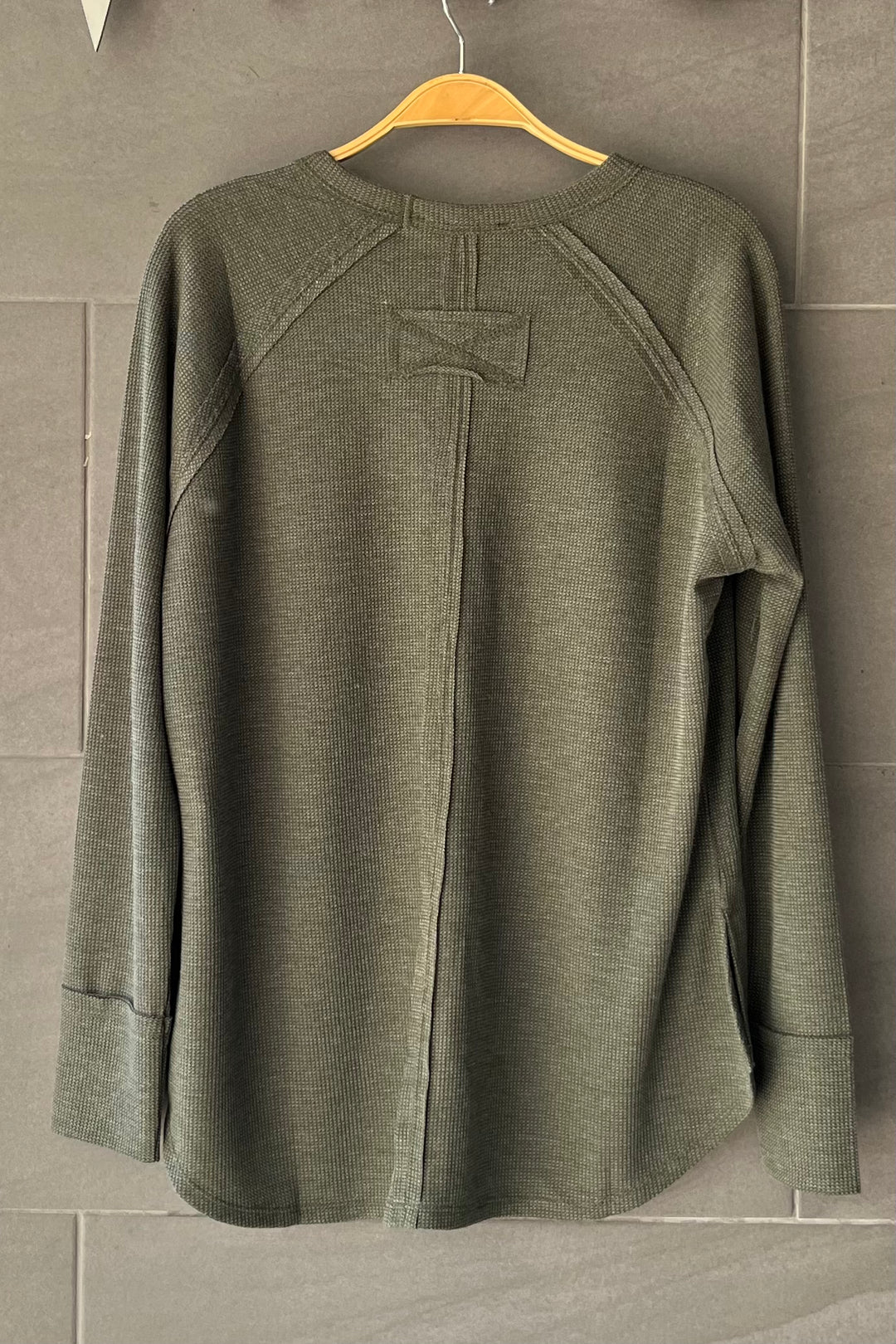 Zen Relaxed Waffle Top (Dark Olive)
