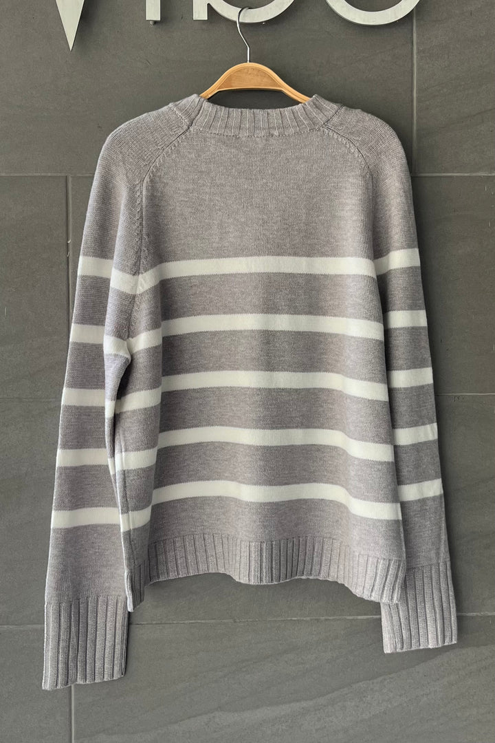 My Cozy Rowan Knit Sweater (Silver/White)