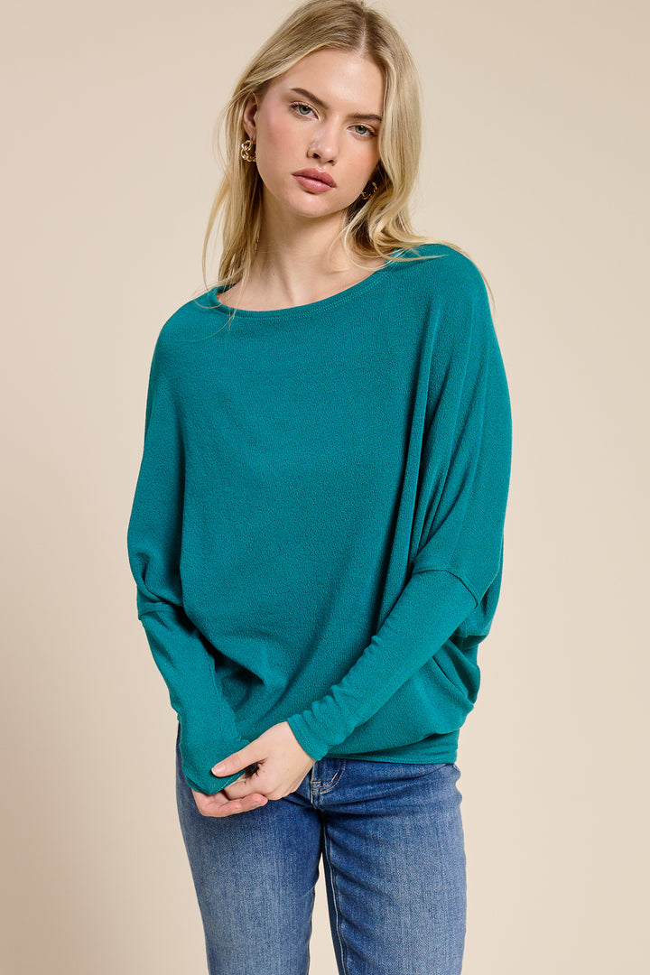 Jolie All Day Slouch Top (Peacock)