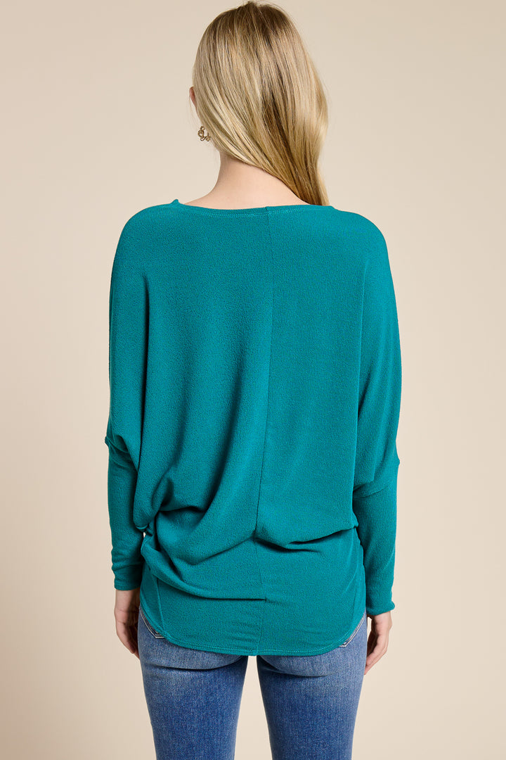 Jolie All Day Slouch Top (Peacock)