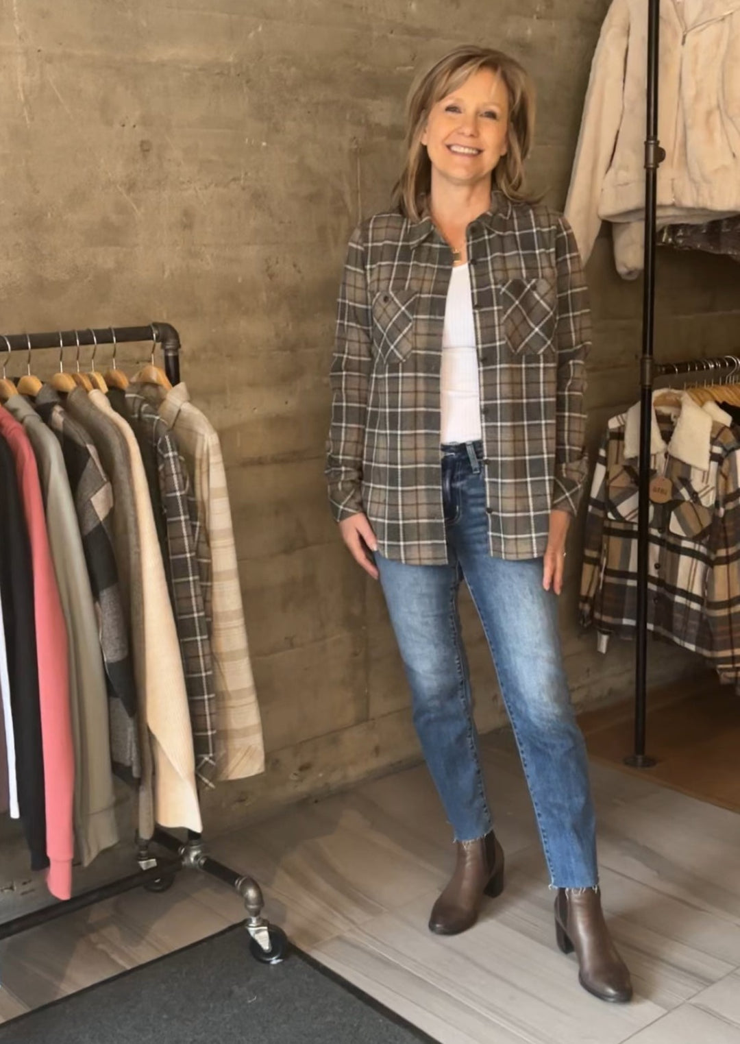 Thread & Supply Lewis Shirt (Grey Plaid)