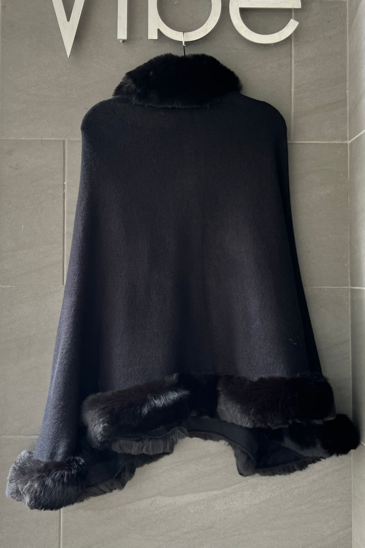 WBG Vivienne Faur Fur Poncho (Black)