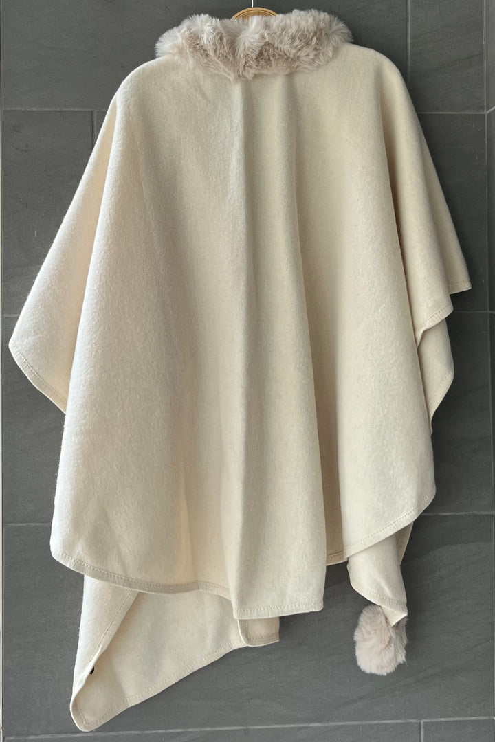 WBG Monroe Knit Shawl (Ivory)