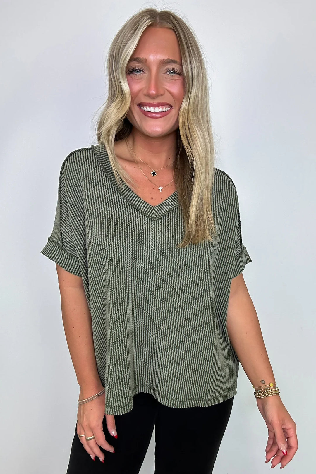 Zen Rib V Neck Hi-Low Tee (Olive)