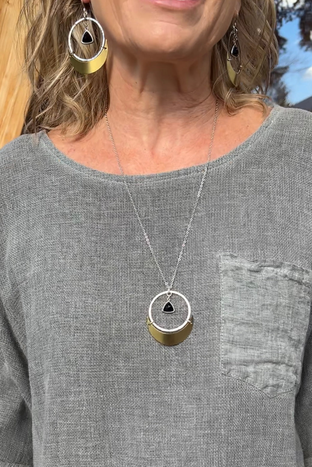 Eclipse Long Necklace (Onyx)