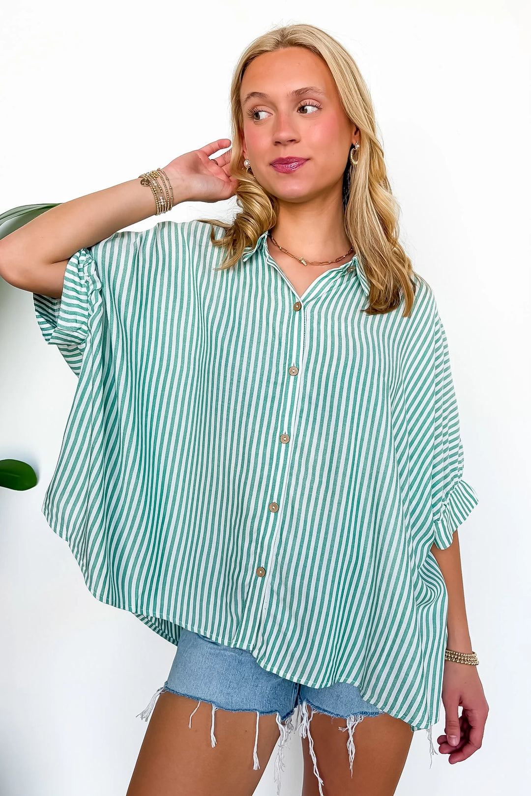 Zen Sunny Days Button Down Shirt (Kelly Green)
