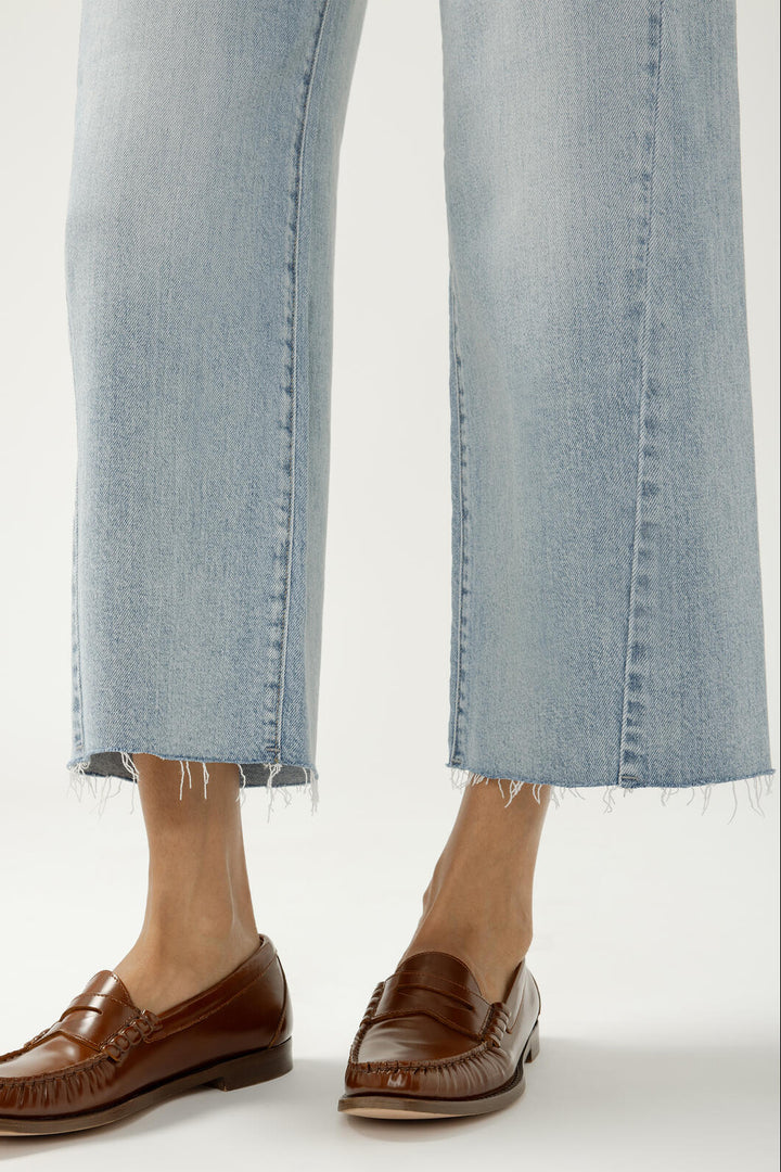Silver Suki Mid Rise Wide Leg Crop Jean