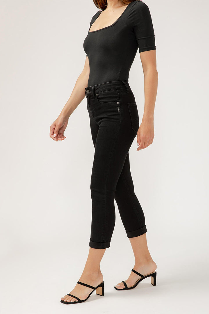 Silver Avery Luxe Stretch Capri (Black)