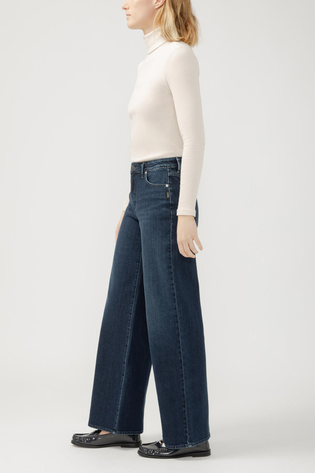 Silver Isbister Classic Wide Leg Jean 33"