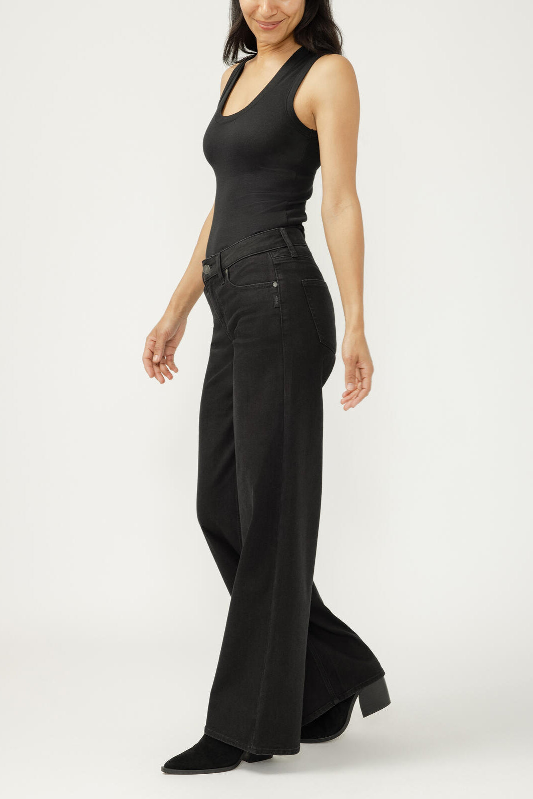 Silver Suki Luxe Stretch Wide Leg Jean (Black)