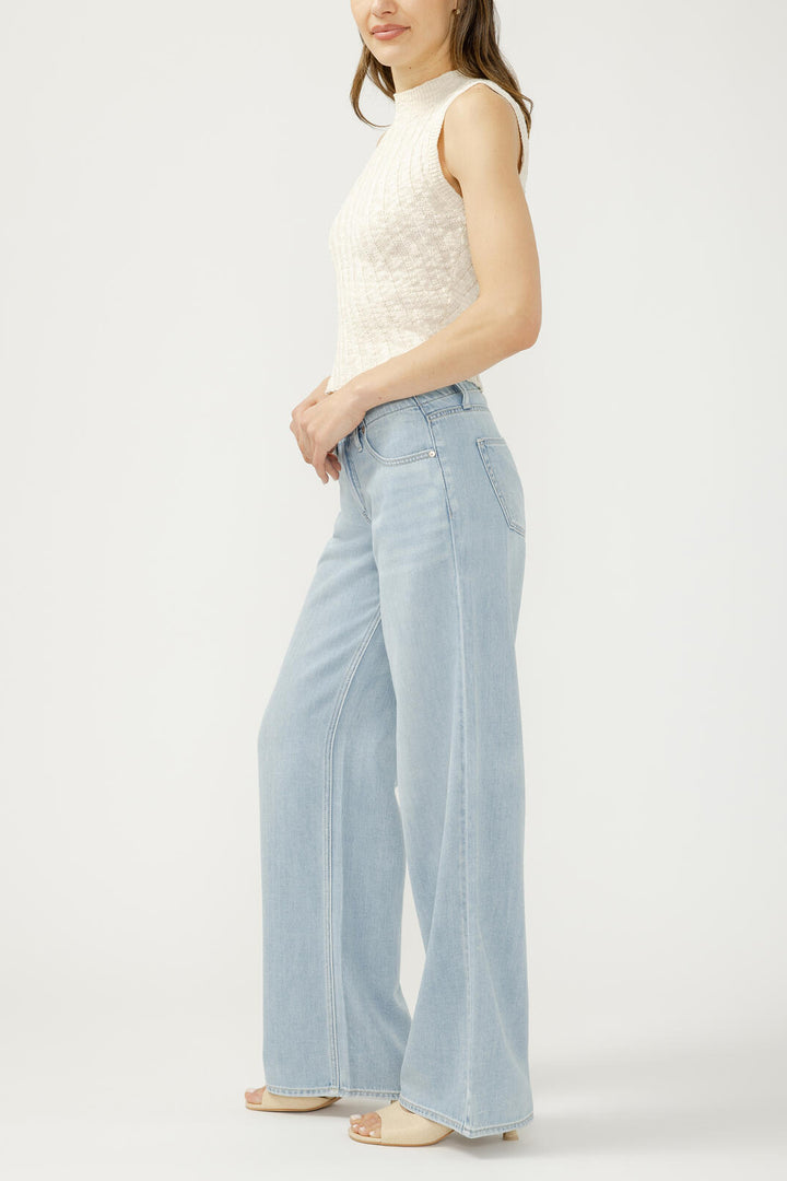 Silver Suki Mid Rise Wide Leg Jean - 33"