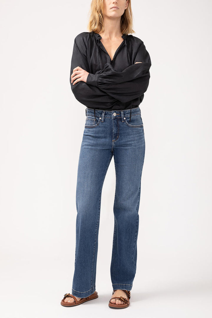 Silver Avery High Rise Trouser 33" (Mid Wash)