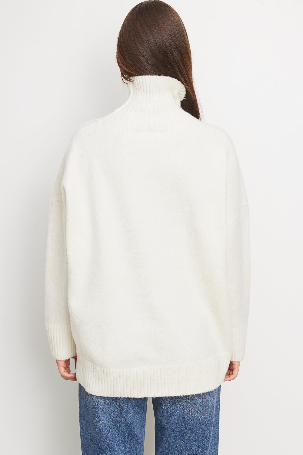 Jolie Knit Turtleneck Sweater (Ivory)