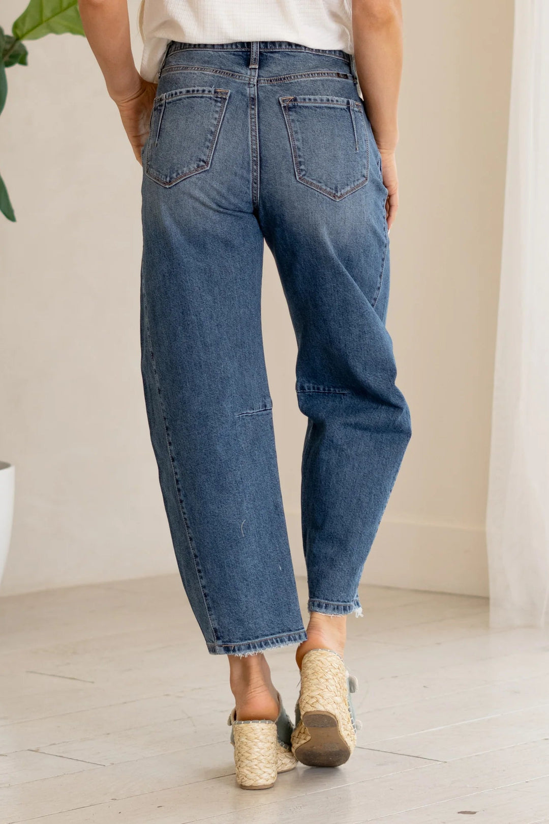 Kancan Low Slung Horseshoe Jean