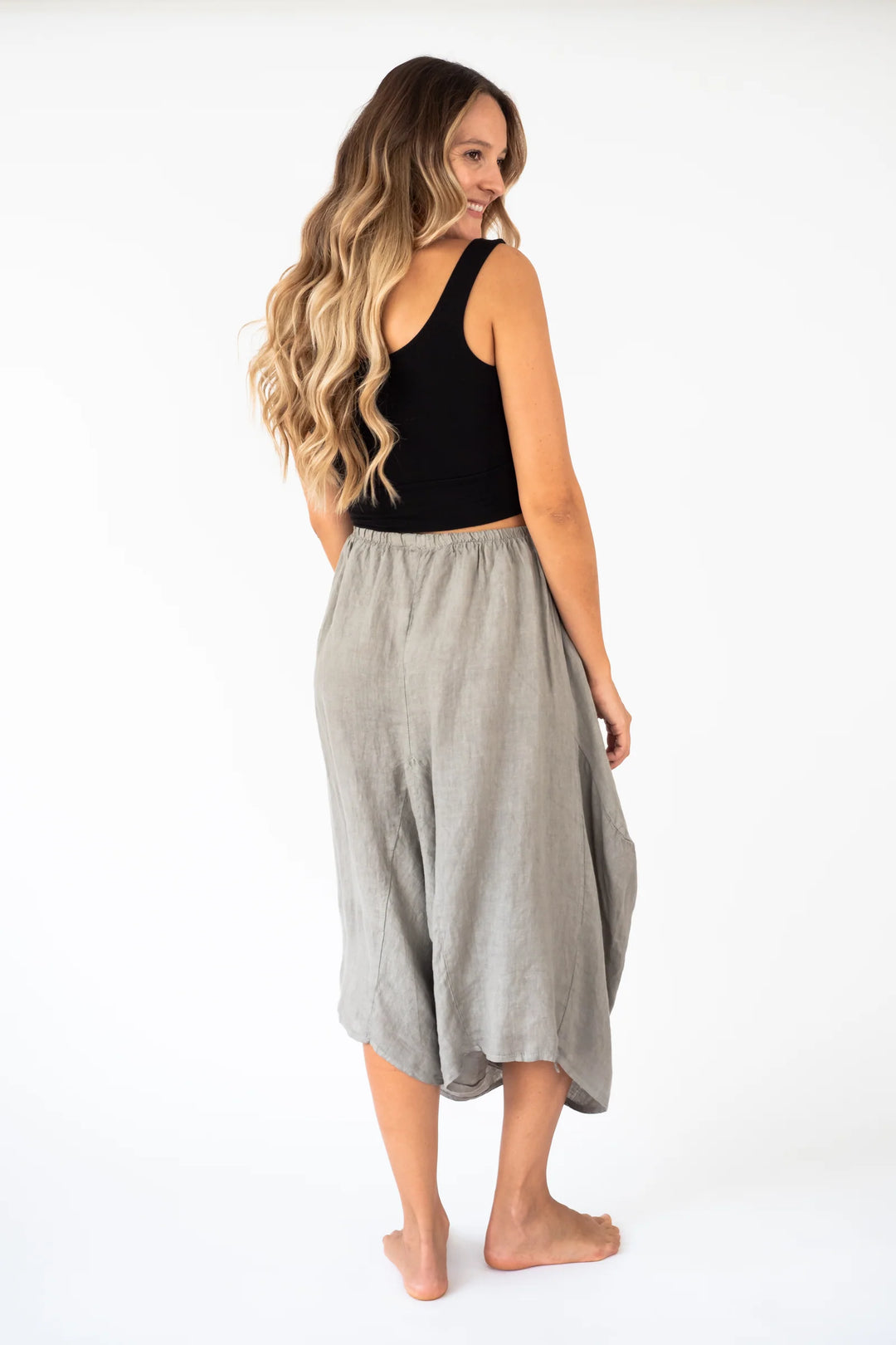 Meo Linen Crop Harem Pants (Taupe)