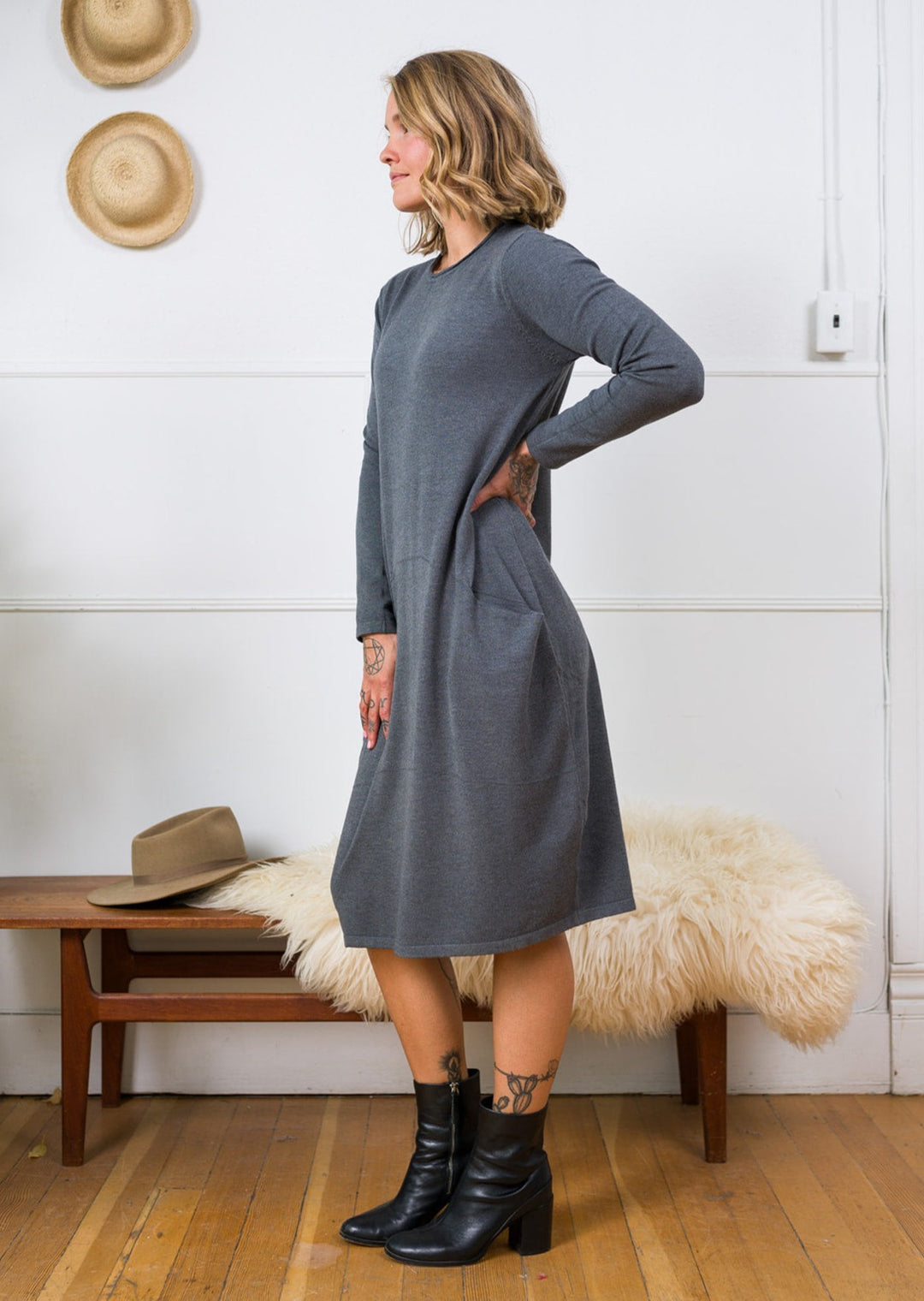Meo Sweater Dress (Charcoal)