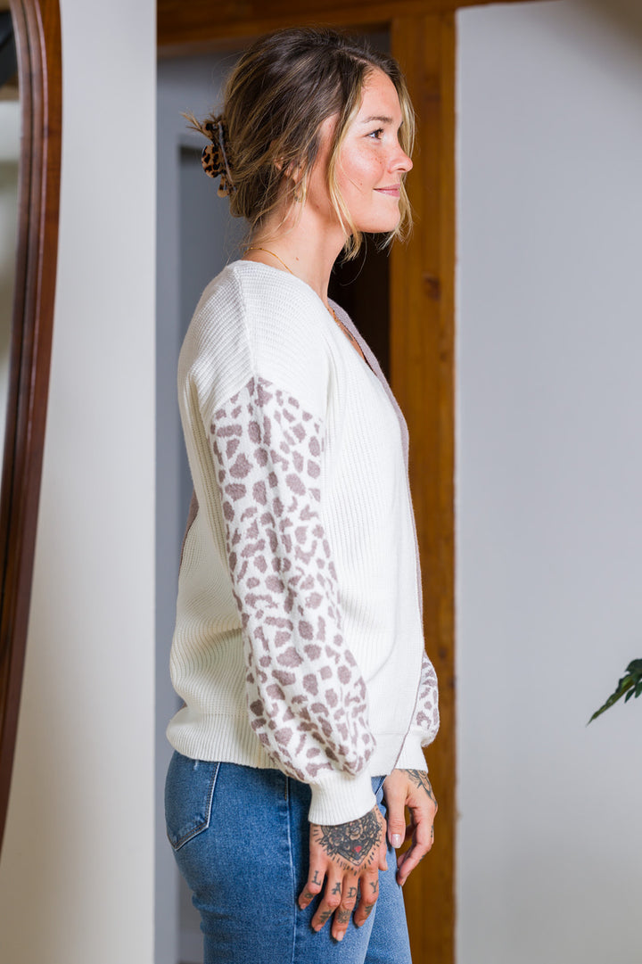 My Cozy Leopard Sweater (Cream/Taupe)