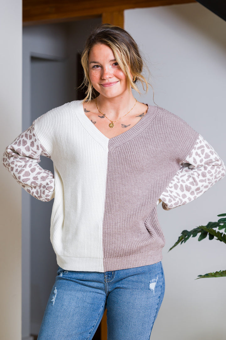 My Cozy Leopard Sweater (Cream/Taupe)