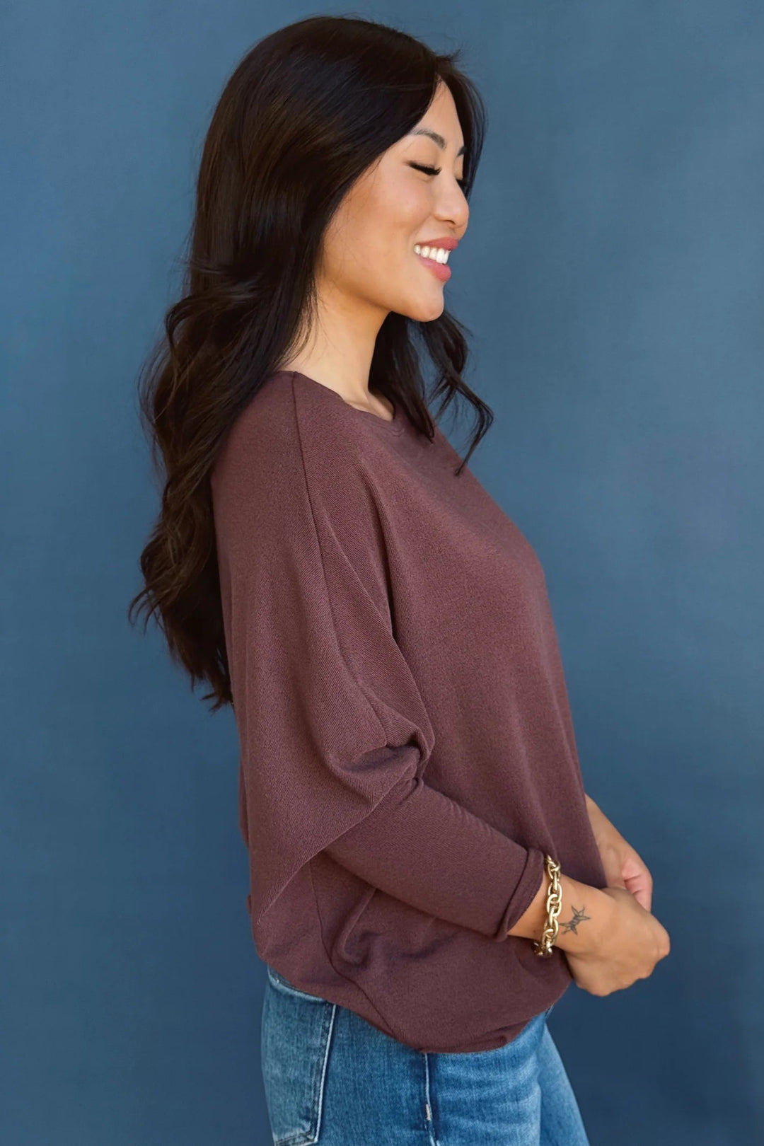 Jolie All Day Slouch Top (Raisin)