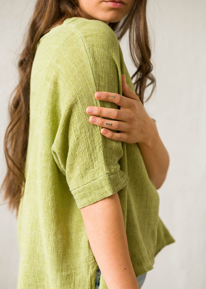 Meo Linen High-Low V Tee (Avocado)