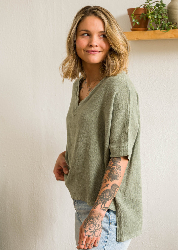Meo Linen High-Low V Tee (Olive)