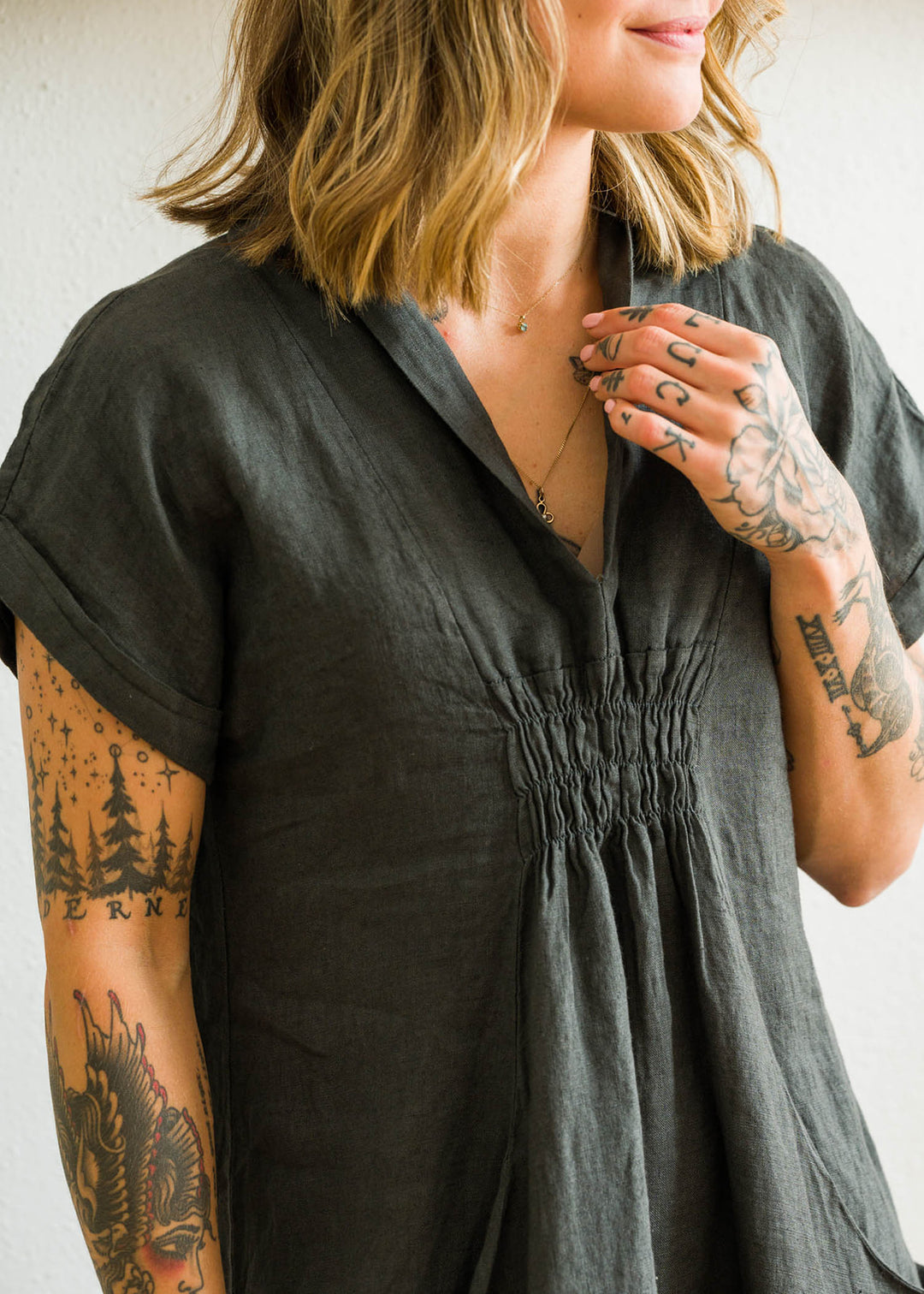 Meo Linen Pocket Dress (Charcoal)