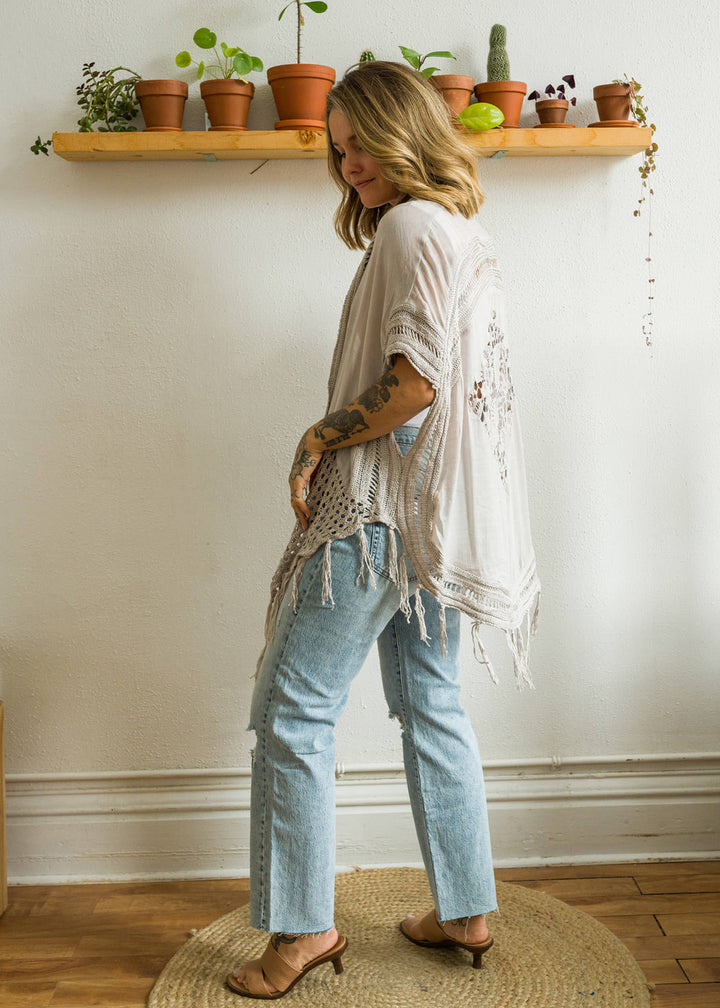 My Cozy Crochet Cardigan (Beige)