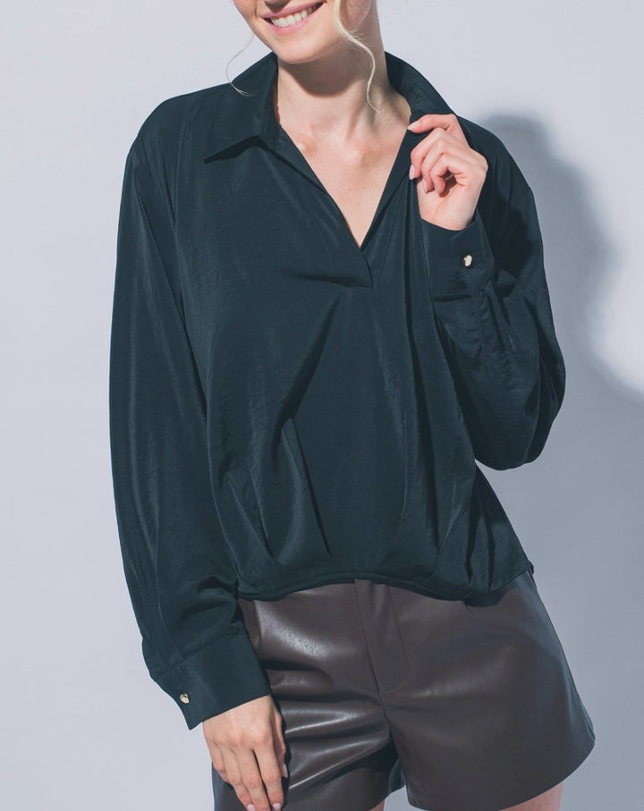 Love Tree Celeste Blouse (Black)
