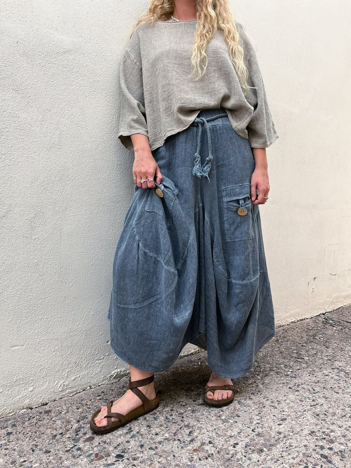 Meo Linen Cargo Skirt (Navy)
