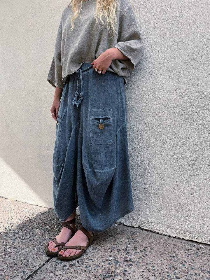 Meo Linen Cargo Skirt (Navy)