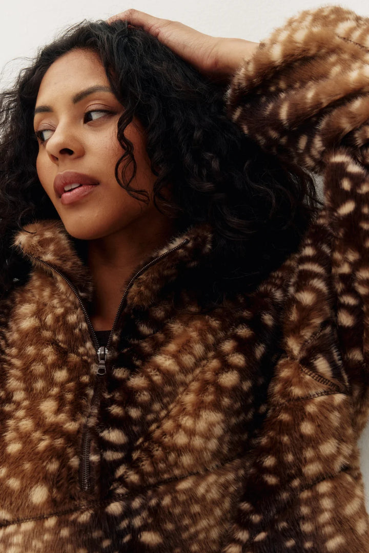 Kuwalla Tachette Faux Fur Half Zip