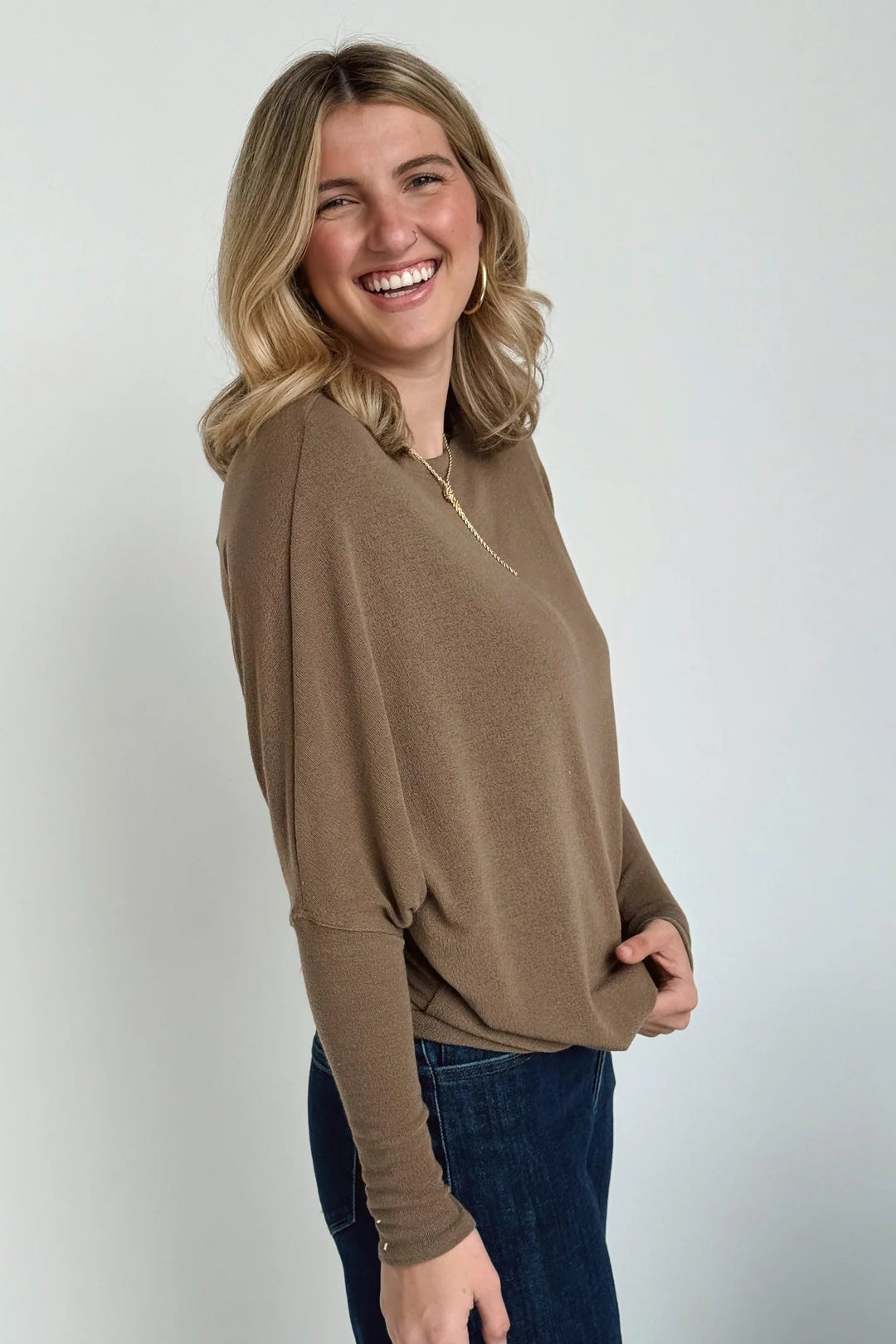 Jolie All Day Slouch Top (Canteen)