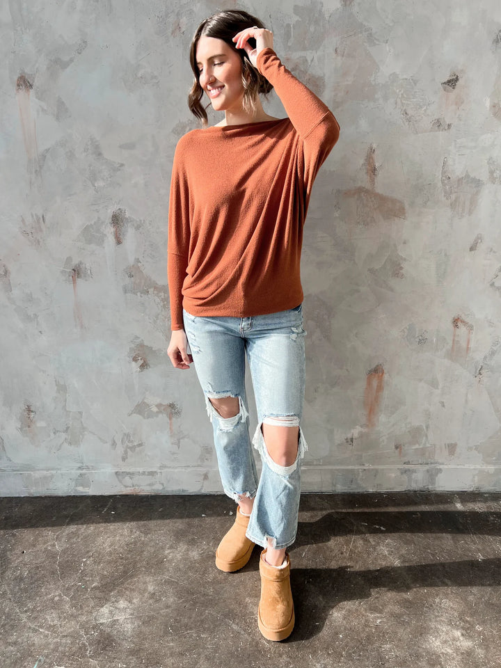 Jolie All Day Slouch Top (Cognac)