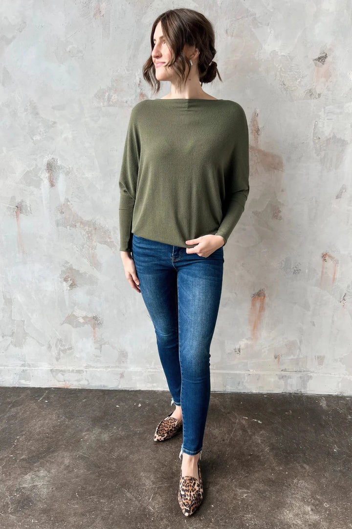 Jolie All Day Slouch Top (Olive)